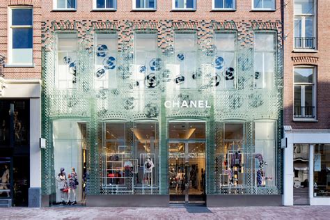 negozi chanel mvrdv interni|Facade for Chanel Boutiqu by MVRDV .